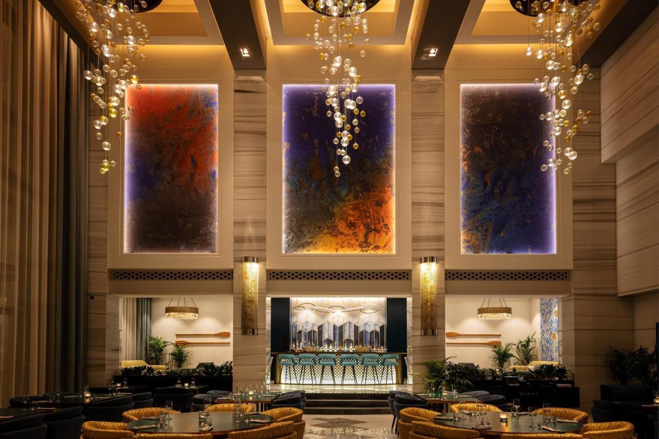 Курортный комплекс The St. Regis Saadiyat Island Resort,