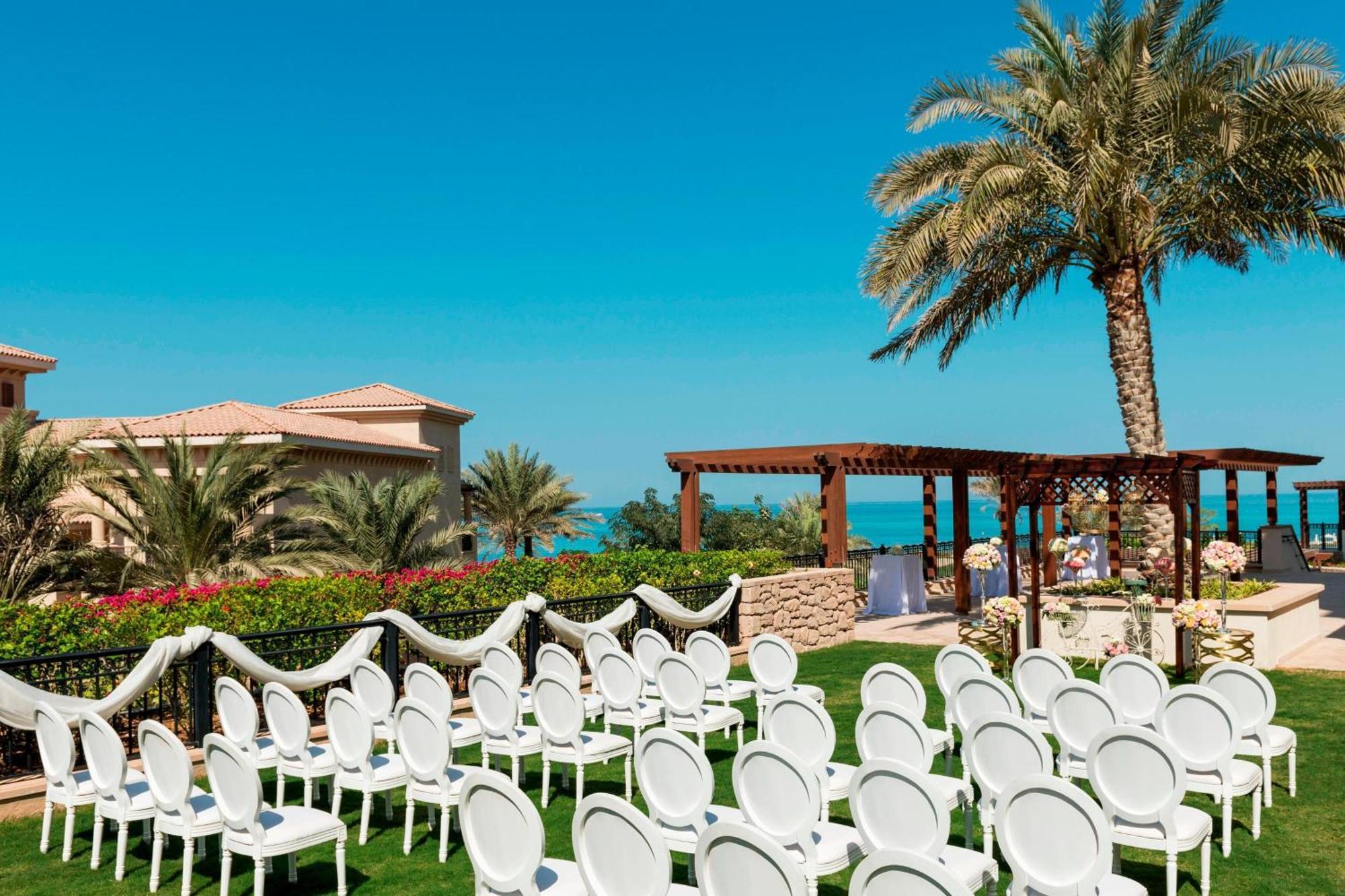The St. Regis Saadiyat Island Resort, Курортный комплекс 5*